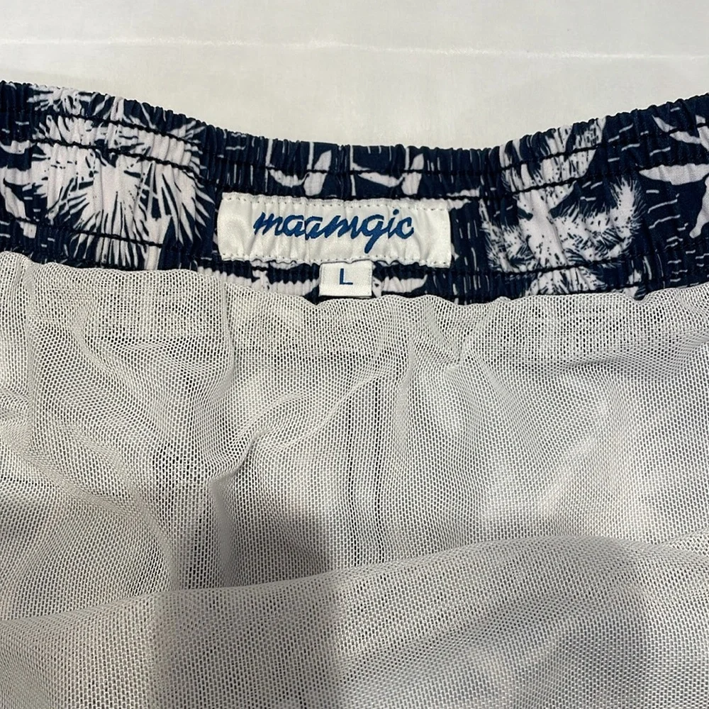 Maamgic these trunks